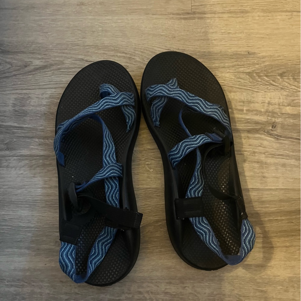 Men’s Chaco Size 13